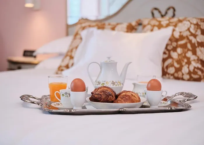15 Min To Spanish Steps Rooftop Gem In The Heart Of Appartamento