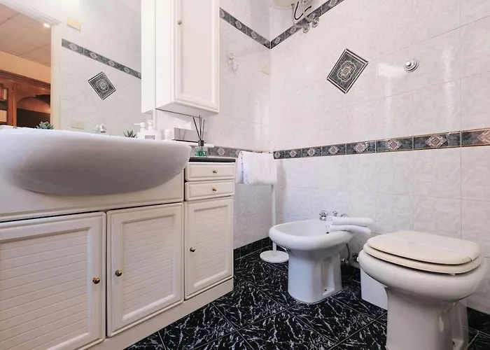 Appartamento 15 Min To Spanish Steps Rooftop Gem In The Heart Of Roma