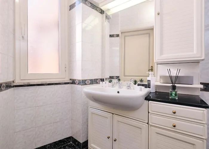 15 Min To Spanish Steps Rooftop Gem In The Heart Of Roma